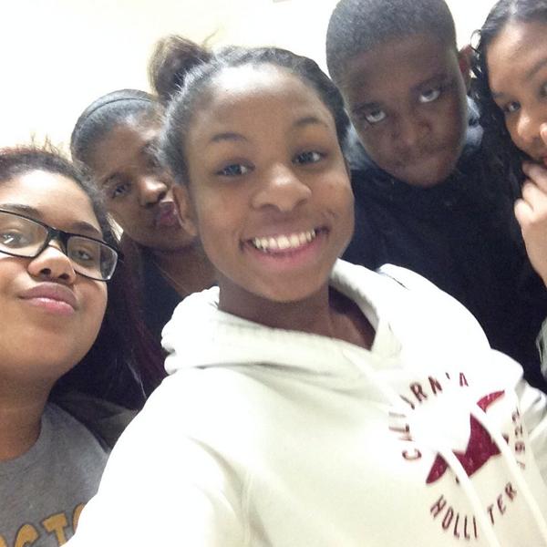 _cuntastic's tweet photo. tb to when I first got my phone #tedsface http://t.co/zQw6TzLqOi
