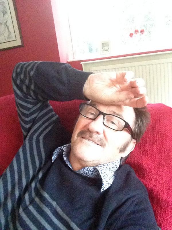 PaulChuckle2's tweet photo. Still not moved off the settee. National lazy day. Go for it. Mind you it's quiz night tonight so will av to get up http://t.co/rEE41eqQZY