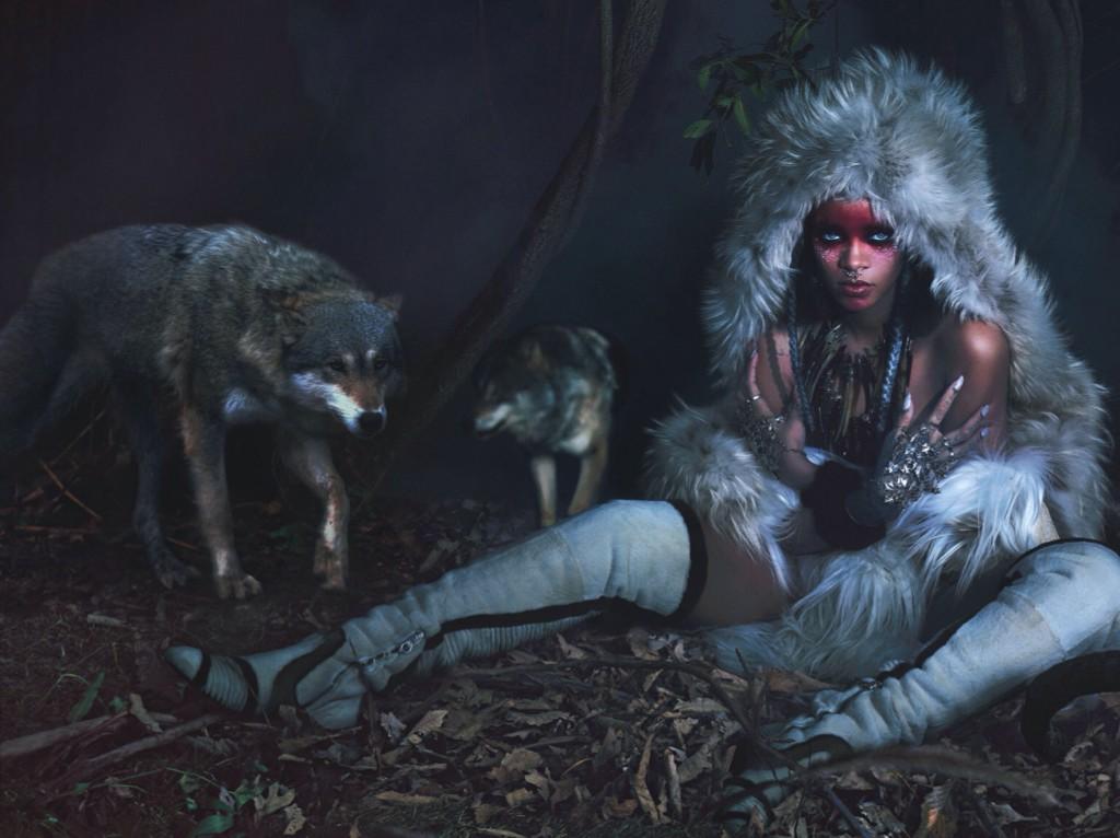 Rihanna stuns with Eskimo look for W Magazine!