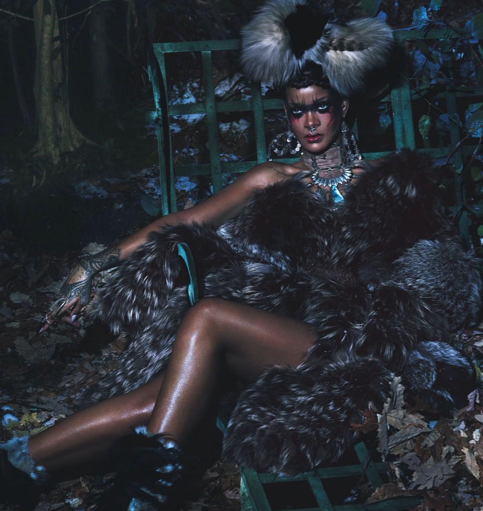Rihanna stuns with Eskimo look for W Magazine!