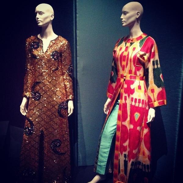 AlegreRt_'s tweet image. 💕 #oscardelarenta #spring2000