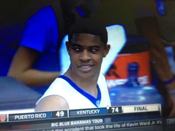 BallisLifeCHI's tweet photo. #Kentucky freshman Tyler Ulis put on a show at both ends of the floor on @ESPNU in 1st exhibition game v Puerto Rico http://t.co/mTiUh8LYcy