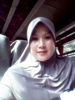 senyummu membangkitkan nafsuku tante :*"<a href="/Bundailham5/">Bundailham</a>: "