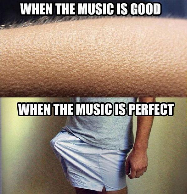VKspyros's tweet photo. When the #music #is #perfect !!!!! http://t.co/sXMWCiHMti