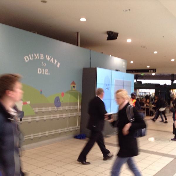 WOL4EVA_Rios's tweet photo. @tigger_at_NSA @metrotrains @callumy90 @chloeannea @EvolutionEuro :D http://t.co/dsej5r42M5