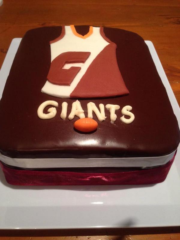 GWSGIANTS's tweet photo. Need a sugar hit to get you through Monday? How about a slice of this @AflManly GIANTS cake? Great work Kelly Marsh. http://t.co/aLIbryz7tl
