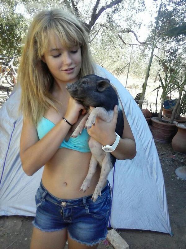 RocioFayula's tweet photo. Campoo http://t.co/qHA9gNMJ6d