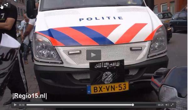 Politie_tips's tweet photo. Ook wij gaan gaan met onze tijd mee. http://t.co/cXLUL9S2Uh