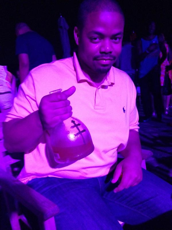 MAGthesecond's tweet image. Hanging out last night with my new friend!!! With  @jphilly141 @Damadlyricist