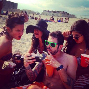 Nobody thinks we should Instagram that photo, it was horrible. #instafail http://t.co/nhhyVi80SC<a href="/tag/instafail"class="tags"><span>#instafail</span></a>