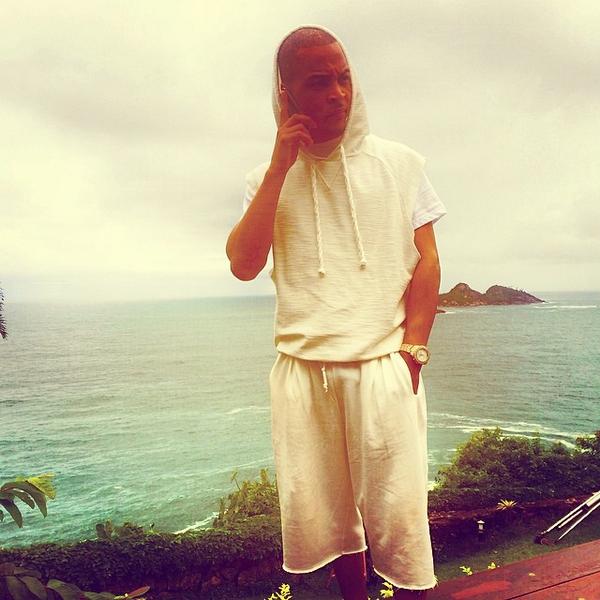 TheLibraTip's tweet photo. No Caption needed. @TIP #PaperWorkComingSoon #NoMediocre #HustleGang #TeamTI http://t.co/Y5SLd3G7TP