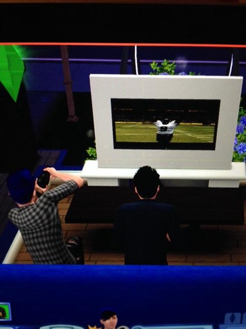 NINALUIJKENx's tweet photo. playin some fifa @Michael5SOS @Calum5SOS http://t.co/yRaPrv0N5k