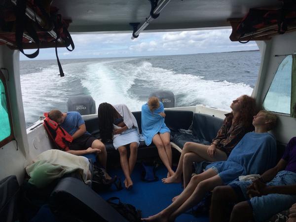 EcuadorBCFP's tweet photo. I think we tired them out, note: the yellow towelled lump is Charlotte! Not pictured: Pat....also asleep! http://t.co/qyuxrN4Eof