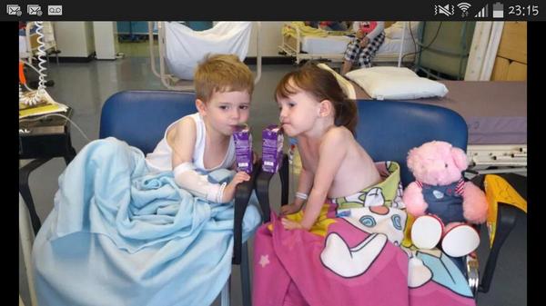 85ScallyWAG's tweet photo. @Lynseyann1985 #hydroselfie my wee star with Jack the wee #hydrohero help raise awareness for hydrocephalus! http://t.co/CWkJxWUoL4