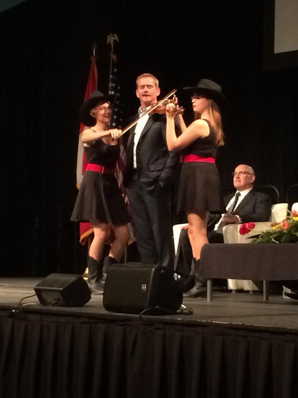 IFEBP's tweet photo. Chris Hadfield with the Calgary Fiddlers before his session at #CanAC14 @Cmdr_Hadfield http://t.co/LADvAMJwq9