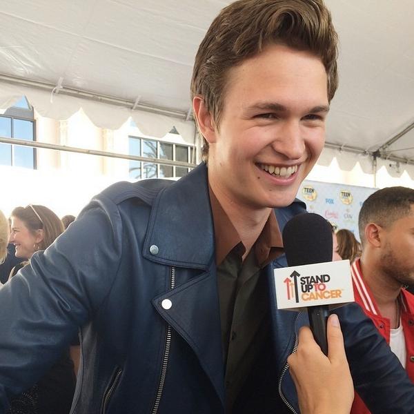 FoxTCAwards's tweet photo. @AnselElgort being interviewed at the #TEENCHOICE awards! http://t.co/EWkuOKkWjo