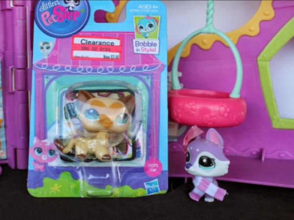 LpsGenie's tweet photo. Finally Got the Old Lps!!! So Happy with my Husky!😄😄 http://t.co/Y2hc9U3CXP