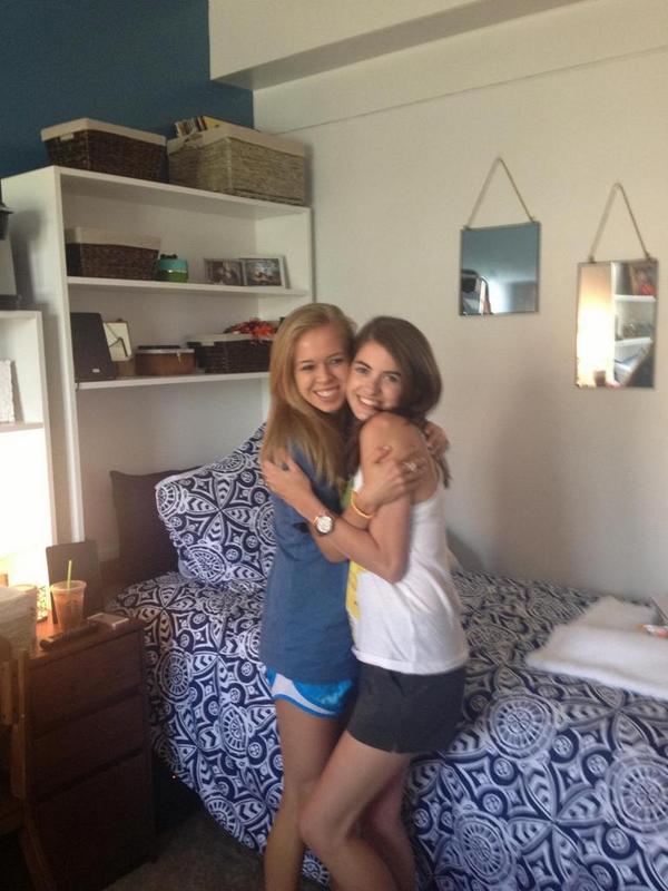 WDE RT <a href="/DrBobMcClure/">Bob McClure</a> Dropped off my girl at <a href="/AuburnU/">Auburn University</a>. Here with her new roommate Caroline from #Memphis. <a href="/AUFAMILY/">AUFAMILY</a>