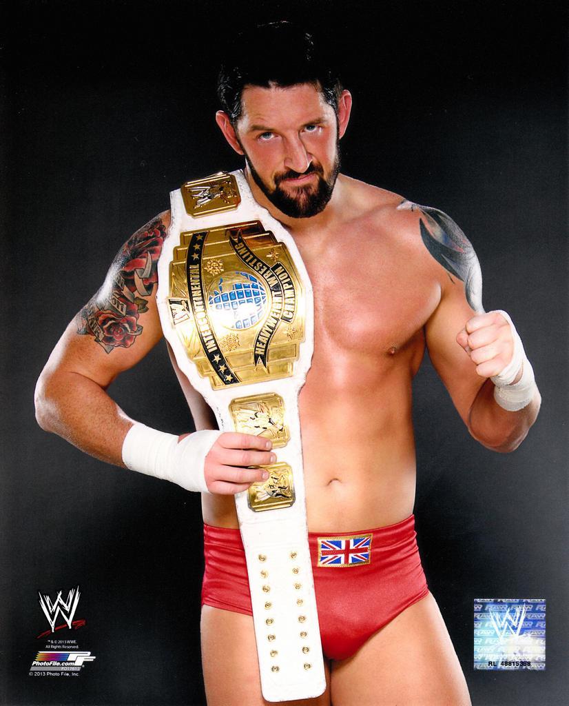 Happy birthday to wade Barrett 