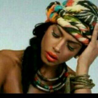 QerEer's tweet photo. بس السمر http://t.co/j9Y00YeWCY