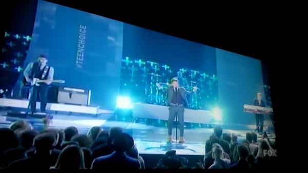 hanniley's tweet image. so damn proud of you guys, y'all smashed it!! :') @RixtonOfficial