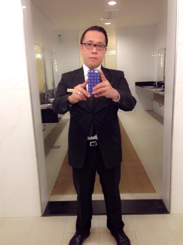 franzgutierrez's tweet photo. #checkyourgrooming goodmorning!! http://t.co/JZoASTwOzT