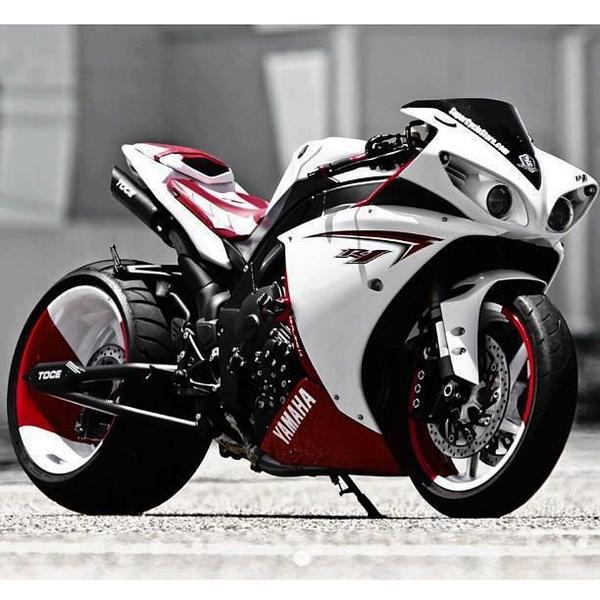 OnYeBike's tweet photo. Something in the man's brain just gets so much satisfaction from sticking massive wheels on things. http://t.co/QXay0VLyoy