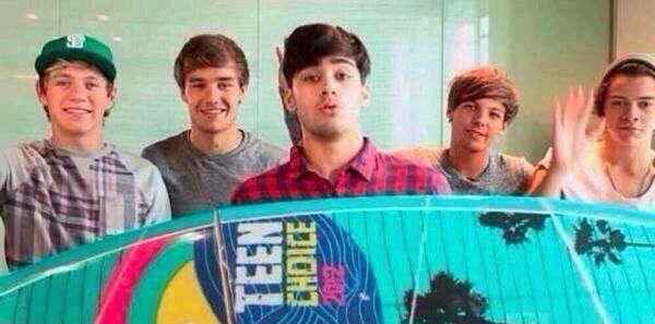 fallwithziam tweet picture