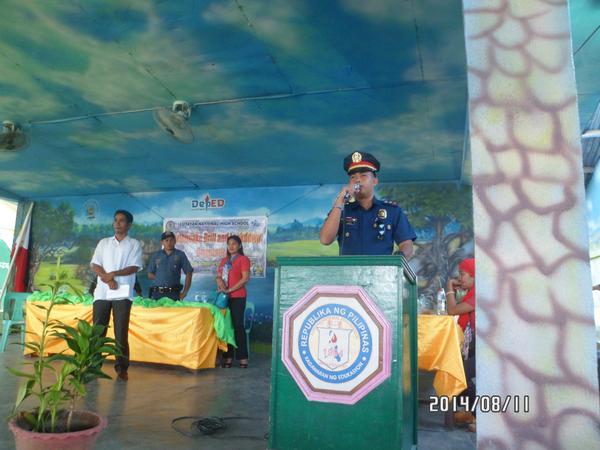 lutayanPNP's tweet photo. LUTAYAN MPS conducted earthquake drill and lock-down orientation together with 33 IB, PA @ Lutayan NHS http://t.co/PxMZflZuRU