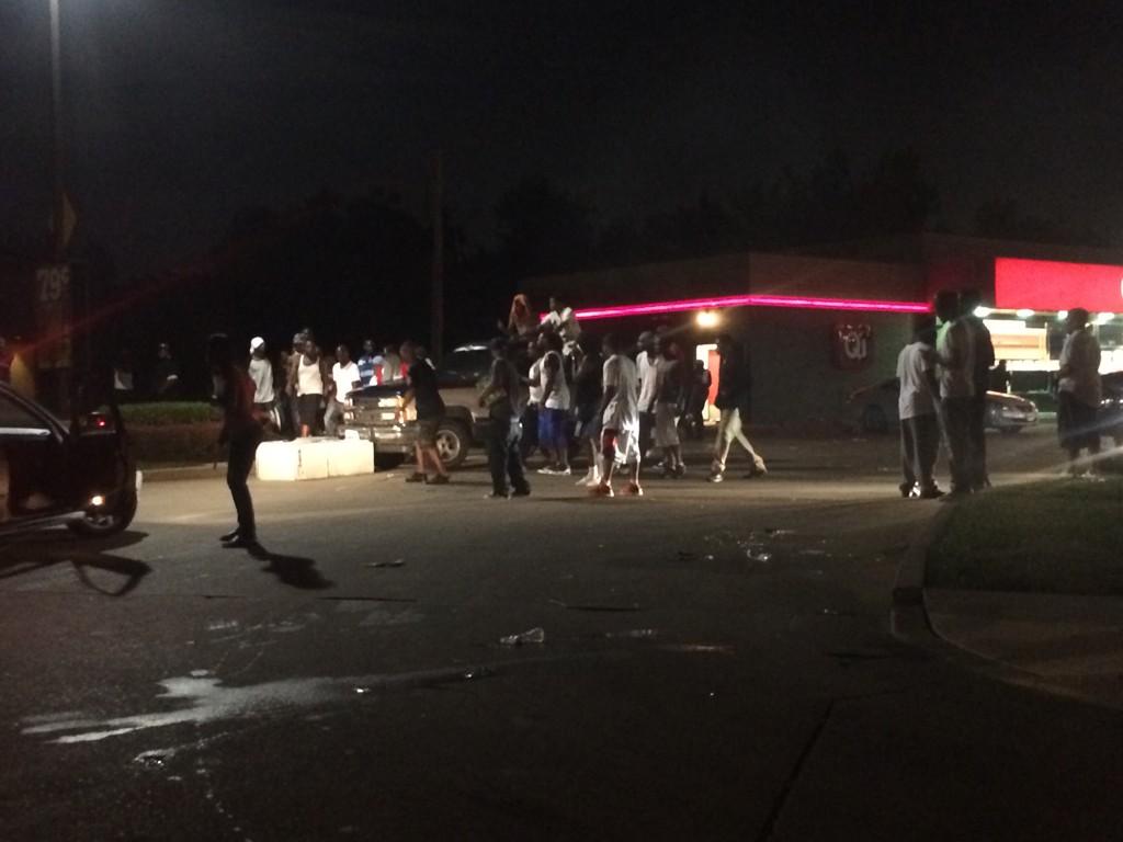 Buuj_9hIYAE_27y.jpg:large