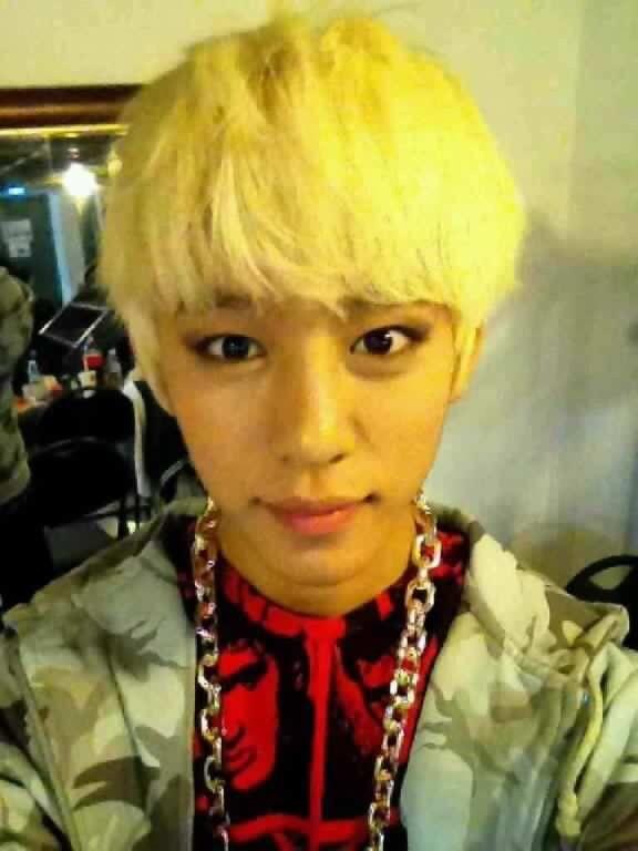 Daehyun S Plastic Surgery Rumor Resolved Celebrity Photos Videos Onehallyu