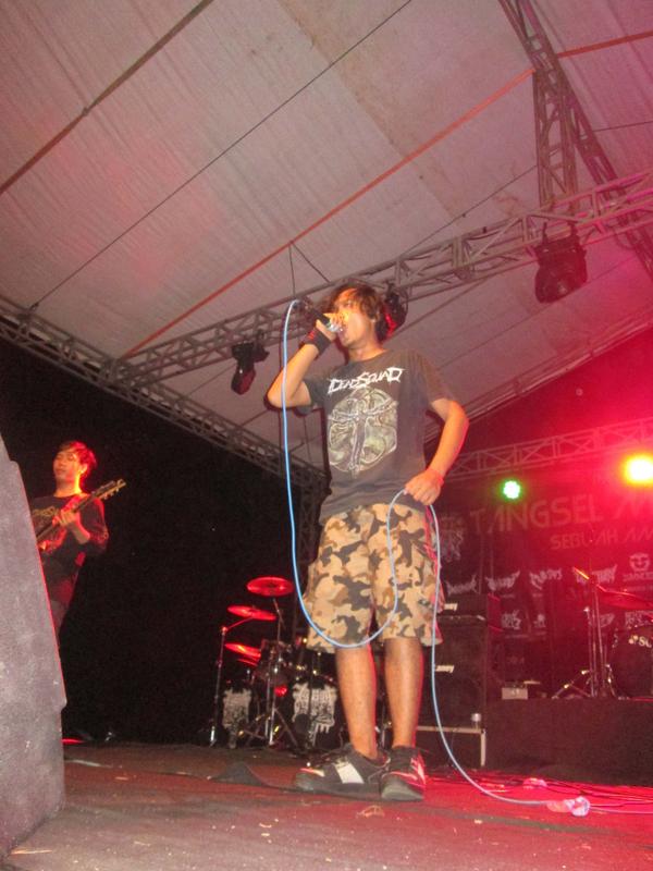 DEATHMETAL_DOS's tweet photo. #tangselmetalrespect http://t.co/AYmcguSdKT