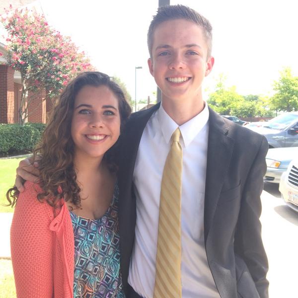 laurenayn_'s tweet photo. Have an amazing two years serving missions😋 The people who will have the chance to be taught by you are lucky! http://t.co/xRK8b4vKR4