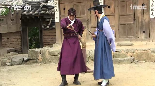 Buv3OZ3CAAEBOZw.jpg:large