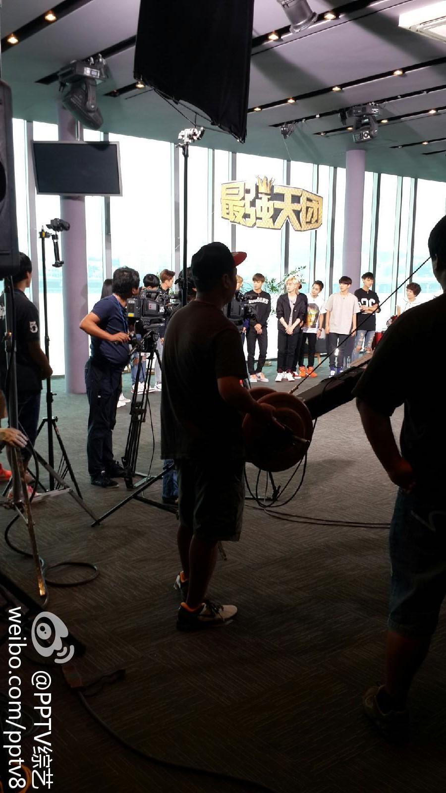 BuvGDEfCQAAZseo.jpg:large