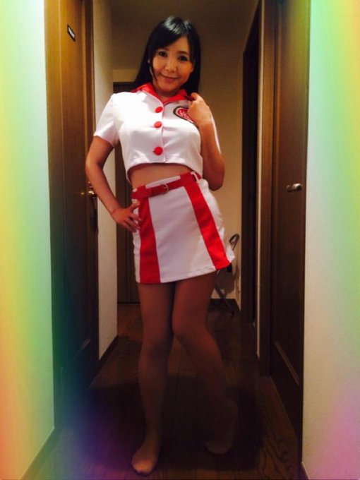 前回ハリウッドさんの撮影会で撮った写真だよっ！こんな感じでコスプレもやってます！ みんなーわたみうに会いに来てね♡http://t.co/buunjHDLGh http://t.co/gTlBjIaB