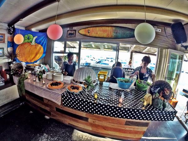 BoardHouseCPT's tweet photo. Yummy food by Organic Zone #beatsandeats
With @KirstiHugo http://t.co/yE3kcTcp1p
