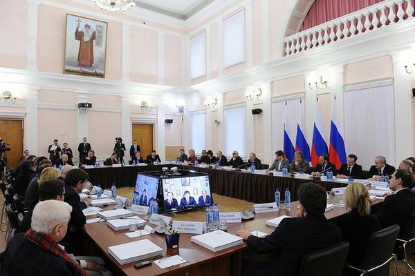 dmtsats's tweet photo. ИЗ РЕЧИ ПРЕЗИДЕНТА НА ЗАСЕДАНИИ ПРЕЗИДИУМА СОВЕТА ПО КУЛЬТУРЕ И ИСКУССТВУ
http://t.co/62RRA2W3wV http://t.co/8AOZNIz2i4