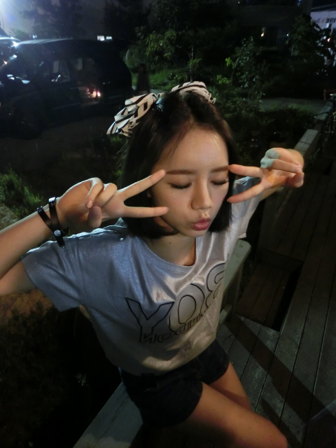 Girls_Day_Hyeri's tweet photo. 헷ㅎㅎ  :-) http://t.co/qujljG2pcc