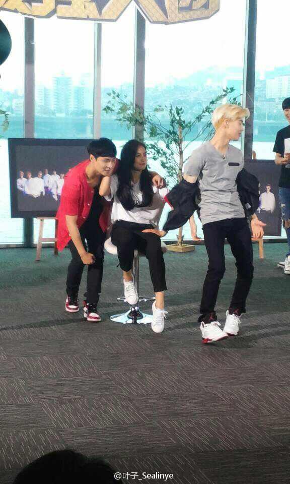 BuwjetiCAAAvAdO.jpg:large