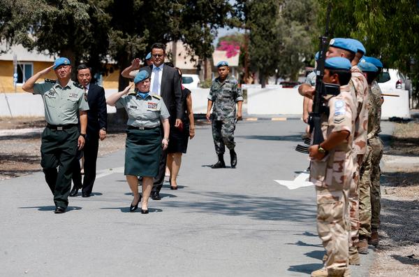 UN's tweet image. 1st female @UNPeacekeeping force commander started work this week w/ @UN_CYPRUS. info here: ow.ly/Adk6I