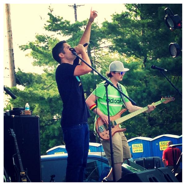TheBigInfinite's tweet photo. #mdbbqbash #f20dlive @JordanLallyF20D @Down2GetUp http://t.co/CmfqqeH22q