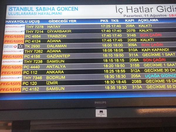 serdaltasin's tweet photo. Şaka gibi bütün ucuslardaki gecikmeler Pegasus a ait. Yetkili varsa aciklayabilirmi? http://t.co/oFHvuqFvBH