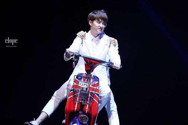 itslaydo's tweet photo. [HQ] 140808 D.O atAima Bikes Fanmeeting in Tianjin (cr:elope) http://t.co/RvxwyFTLeM