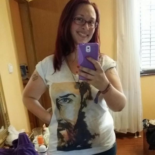barbslin's tweet photo. I love this shirt 💖💖💖 thanks to the talent of @madbiffy25 😄 http://t.co/NIfHAKIhyP