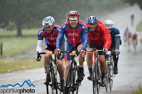 <a href="/SWRC_UK/">SouthWesternRoadClub</a> Couple of your guys hurlting along yesterday during <a href="/RideLondon/">Ford RideLondon</a>