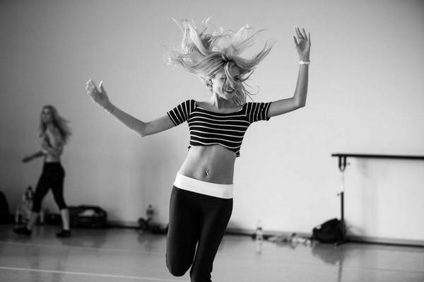 lordofthedance's tweet photo. Everyone including Erin hates a bad hair day! http://t.co/E9gGAN5WiI