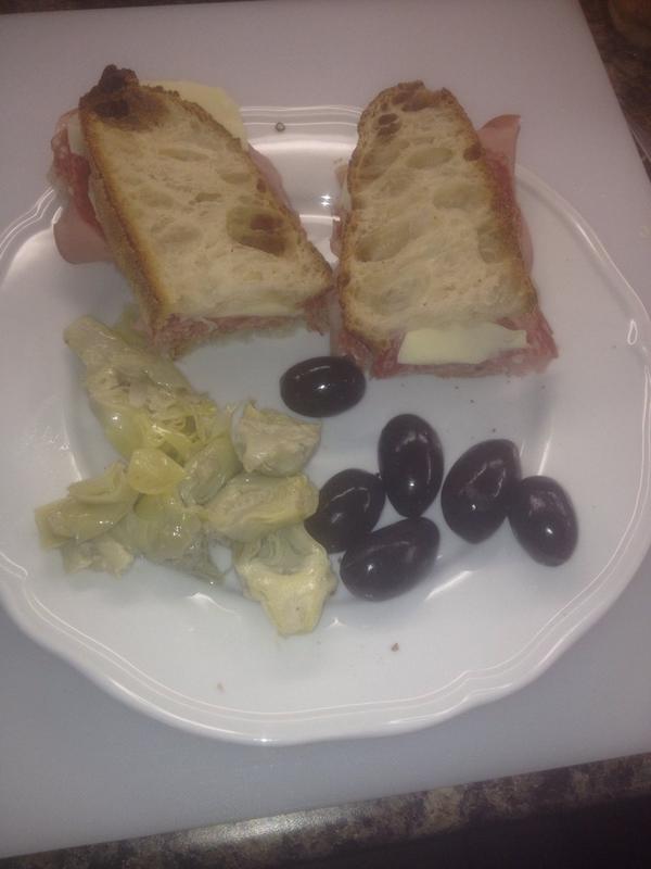 RunLiftLove's tweet photo. I love being Italian. Nothing better than this meal 👅💦 http://t.co/XxBreQUA4a
