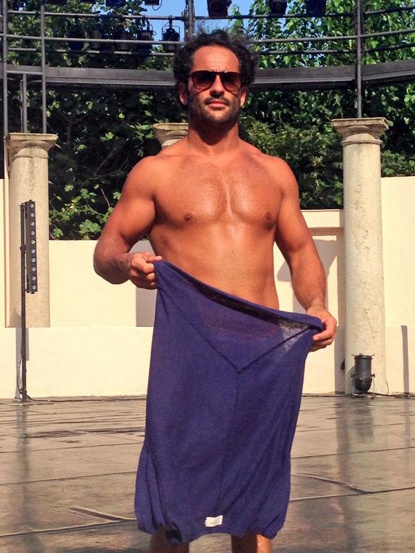 Télécharger gratuitement Images Caroline Vigneaux On Twitter Cadeau Pour Vous Les Filles le plus cool par