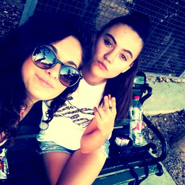 ana_andreo's tweet photo. Buenaa tarde con mi gluuu :) http://t.co/K3Y20r32Me